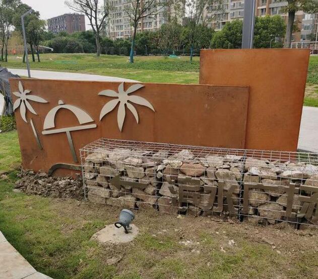 百色锈钢板挡土墙